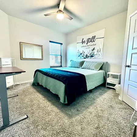 Apartamento 15 Mins To Downtown San Antonio - 83 Inch Tv & Gym